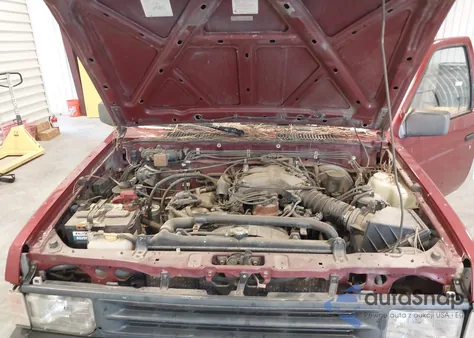 1993 Nissan Pathfinder Xe/Se z USA, uszkodzony, nr VIN JN8HD17YXPW117329